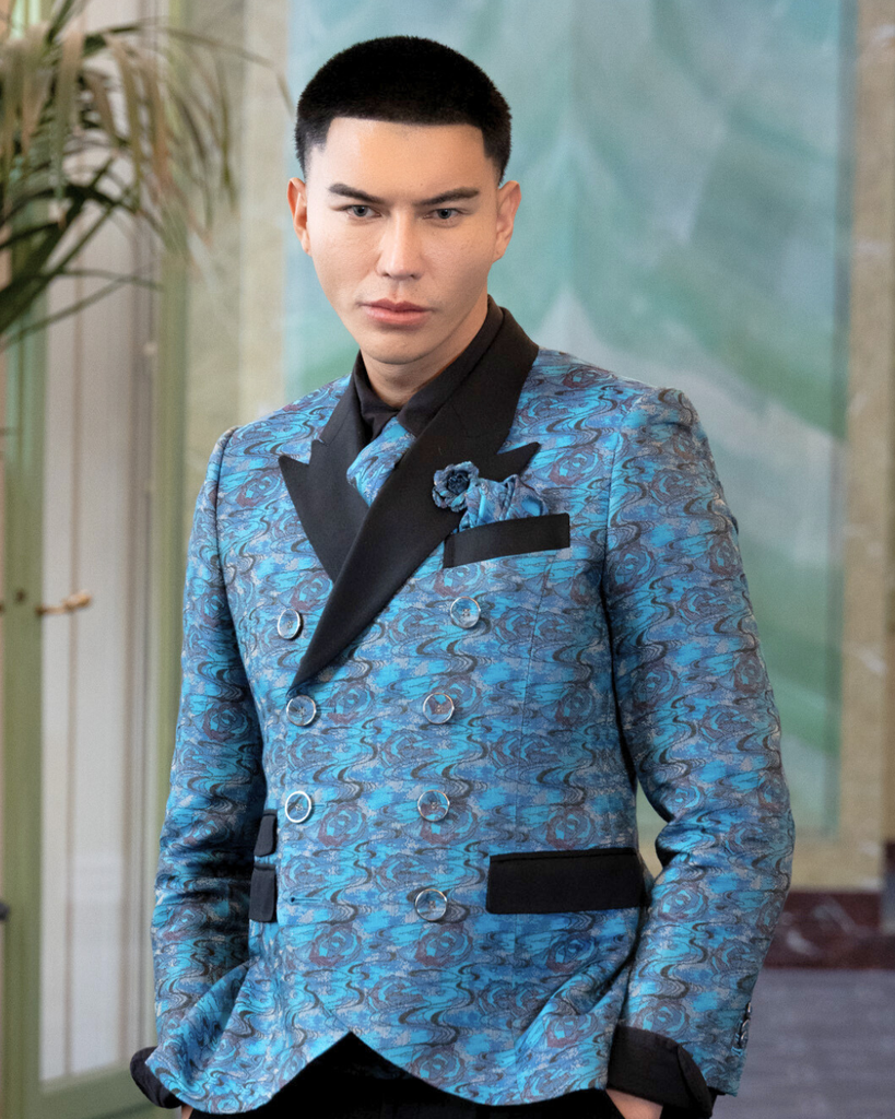 Ryunosuke TOKYO:威厳と伝統の象徴- 西陣織ジャケット